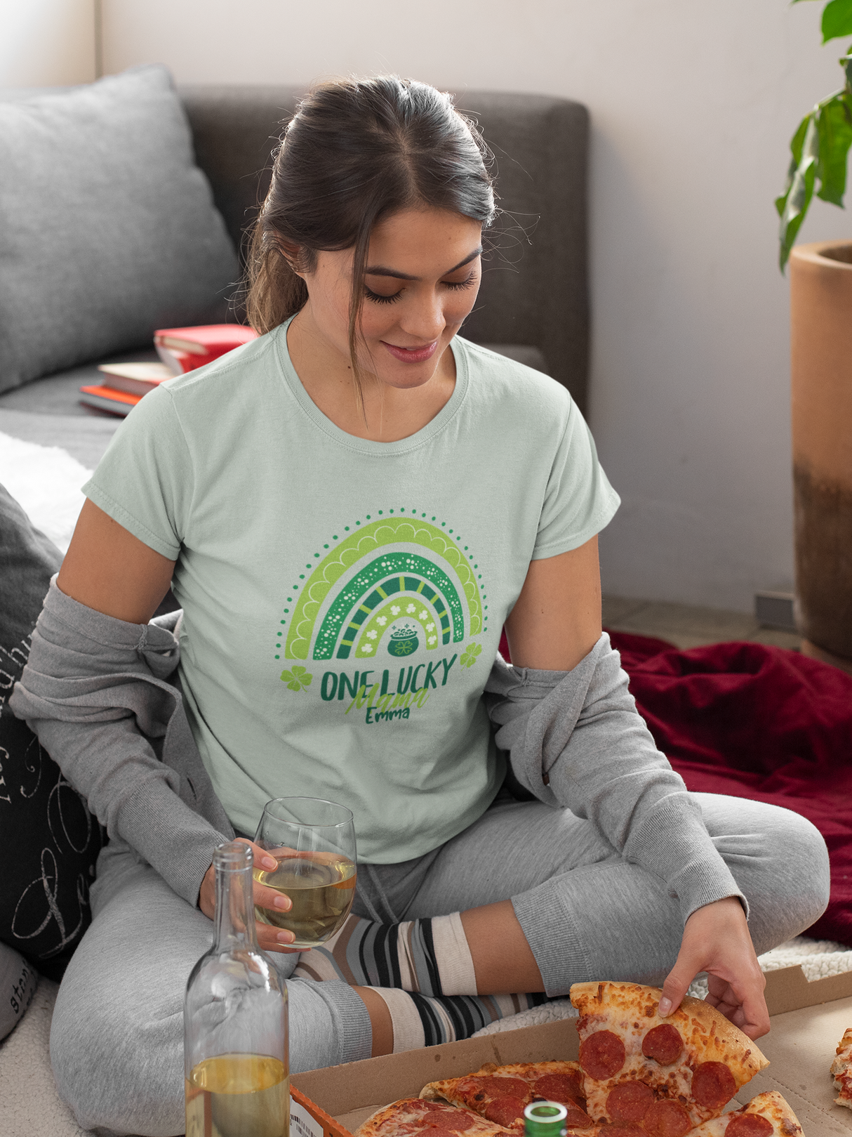 Personalized "One Lucky Mama" T-Shirt - Custom Name Green Rainbow Tee